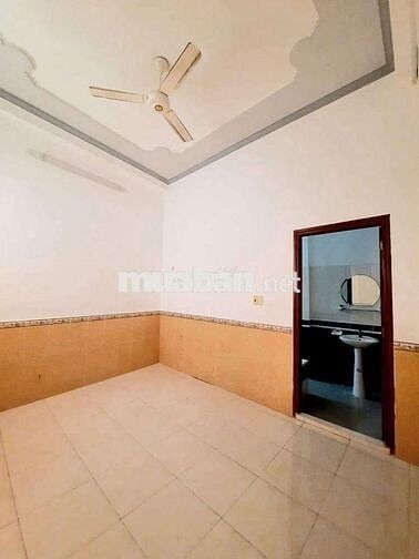 NHÀ 1  TRỆT 2 LẦU - MẶT TIỀN ĐƯỜNG LÝ CHÍNH THẮNG , PHÙ HỢP KINH DOANH