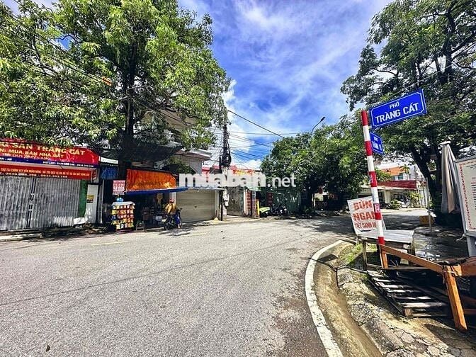 Lô đất mặt đường Vị trí đẹp Ngã 3 Thành Tô Tràng Cát