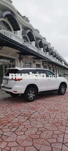 Bán fortuner 2020 2.4G 4x2 MT - 90 km