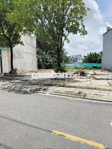 ĐẤT THỔ CƯ- MẶT TIỀN HUỲNH THỊ NA 98M2 VỊ TRÍ VÀNG TIỆN XÂY SIÊU PHẨM