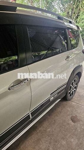 Bán ôtô 7 chỗ màu trắng Suzuki Xl7 GLX AT 2022