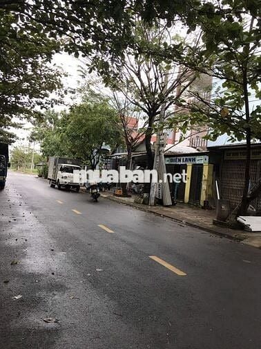 BÁN NHÀ CẤP 4 ĐƯỜNG HUỲNH XUÂN NHỊ, GẦN CÔNG VIÊN, ĐÀ NẴNG