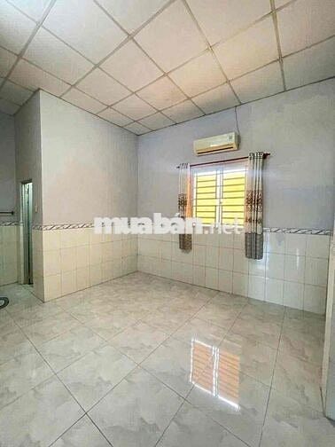 Nhà 4 phòng trục chính hẻm Nguyễn Văn Cừ