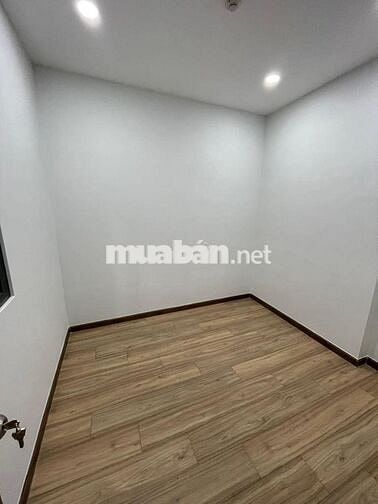 CHO THUÊ CĂN GÓC 6TR5, Ở LIỀN THÁNG 9, Ở ĐC 4-5 BẠN, Ngay làng ĐHQG