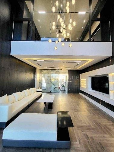 CUNG ĐIỆN DUPLEX LÕI TRUNG TÂM BỒ ĐỀ - 8TẦNG THANG MÁY - GARA 2 OTO