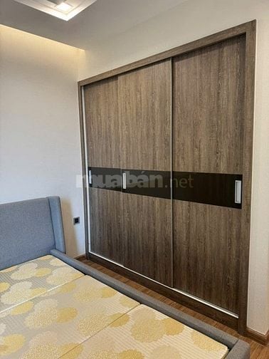 Cho thuê CHCC Vinhomes Metropolis: 29 Liễu Giai, 75m2, 2PN, 2WC