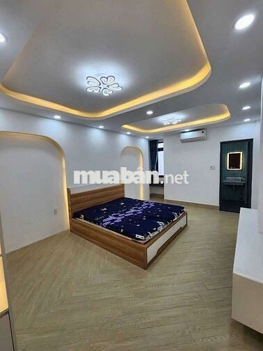 Mặt tiền đường số . Đường thông 3 đường lớn
