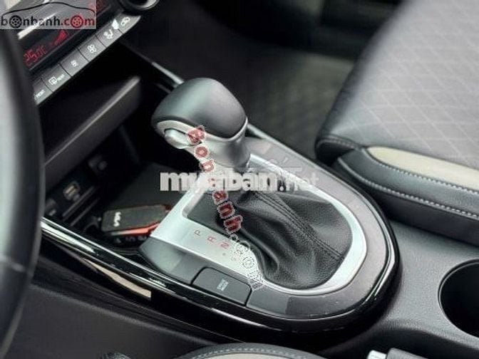 Kia K3 Luxury 1.6 AT 2023