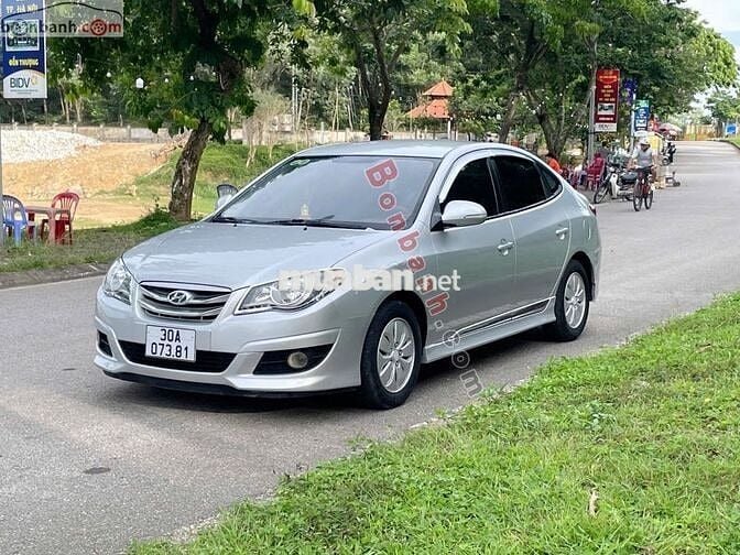 Hyundai Avante 1.6 MT 2015 - 245 Triệu