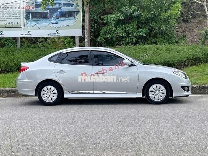 Hyundai Avante 1.6 MT 2015 - 245 Triệu