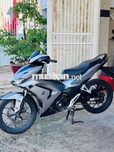 WinnerX V3 giao lưu xe khác