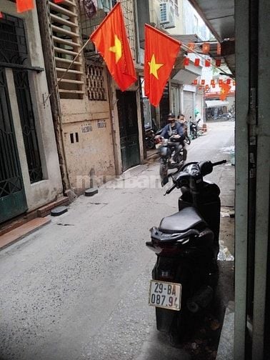 Cho Thuê Nhà gần chợ Long Biên