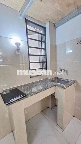 TRỌ GÁC CỬA SỔ TRỜI NỘI THẤT TUỲ CHỌN GẦN ETOWN CỘNG HOÀ TÂN BÌNH