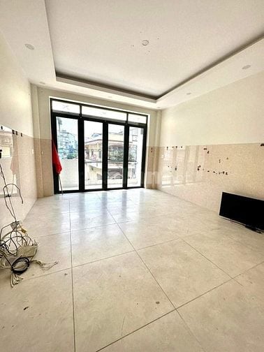 Mặt Tiền 10m Hàn Hải Nguyên 1 trệt 3 lầu sân thượng 93m2 Sổ Hồng Riêng