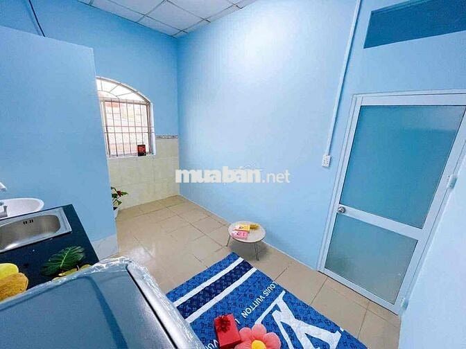 PHÒNG GIÁ RẺ - CÁCH ĐH CÔNG THƯƠNG 10P - LÊ TRỌNG TẤN - SẴN NỘI THẤT