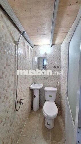 TRỌ GÁC CỬA SỔ TRỜI NỘI THẤT TUỲ CHỌN GẦN ETOWN CỘNG HOÀ TÂN BÌNH