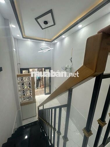 Bán nhà giáp Chợ Bình Trị Đông, 26m2, giá 2 tỷ x