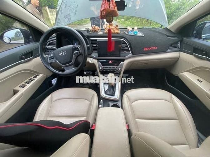 Hyudai Elantra 1.6AT 2016