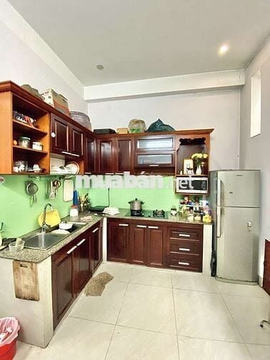 RẺ NHẤT BÌNH TÂN NHÀ HẺM 8M OTO NGỦ TRONG NHÀ GIÁ CHỈ NHỈNH 6Đ