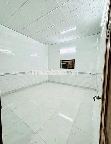 Cần bánnhanh Căn nhà ở Bà Điểm 5 Hóc môn  sổ hồng riêng sẵn 930triệu