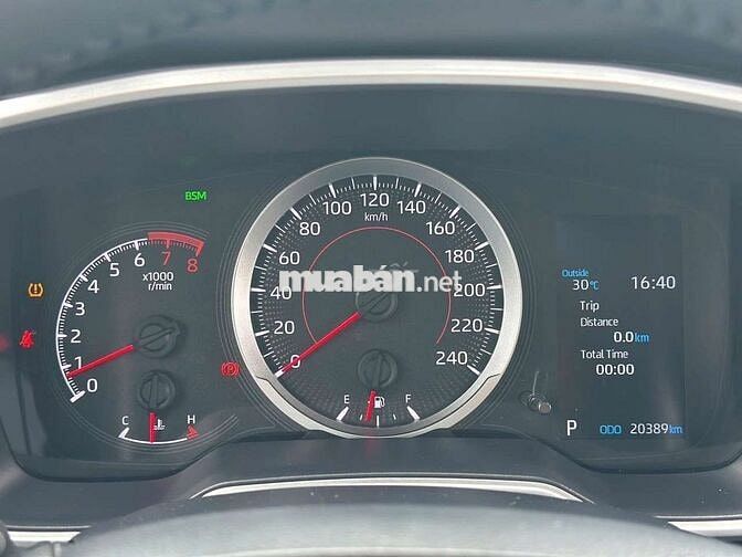 2021 1.8V - 20000 km còn thương lượng