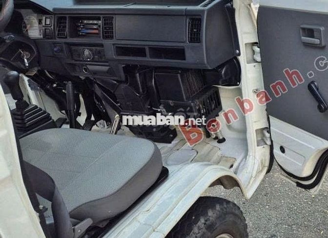 Suzuki Super Carry Van Blind Van 2022 màu trắng