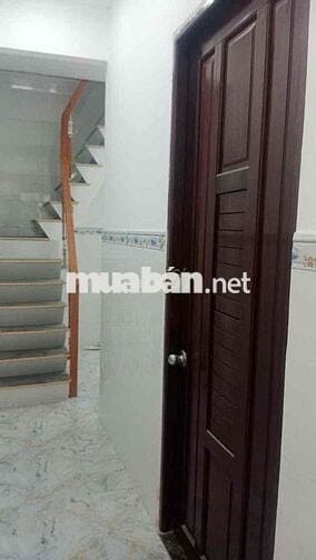 Cho thuê nhà nguyên căn mặt tiền gần chợ Hóc Môn