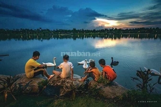 Bán shophouse chân đế toà khoáng nóng Onsen The Landmark KĐT Ecopark