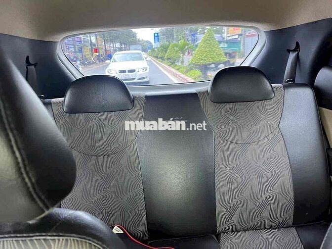 Hyundai Eon 2013 0.8 MT -