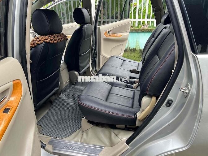 Toyota Innova 2009 đk 2010 zin không taxi