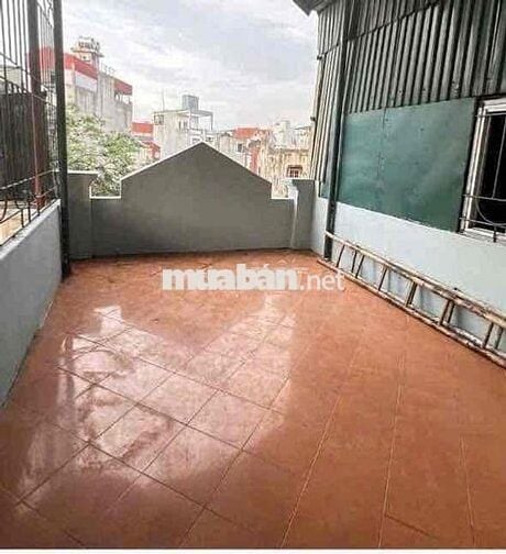 BÁN NHÀ PHỐ NGUYỄN CHÍNH – VỊ TRÍ ĐẸP – NHÀ XÂY CHẮC CHẮN-GIÁ HỢP LÝ