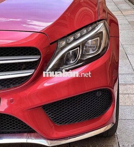 Mercedes C Class C300 AMG 2017  xe đi ít, màu đẹp