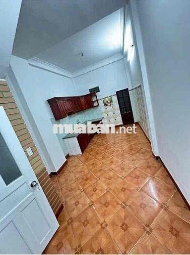 BÁN NHÀ PHỐ NGUYỄN CHÍNH – VỊ TRÍ ĐẸP – NHÀ XÂY CHẮC CHẮN-GIÁ HỢP LÝ