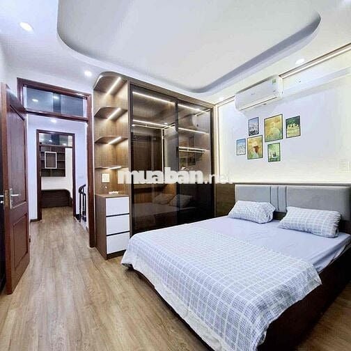 Bán nhà ngõ 147 Tân Mai DT 37m ,4 tầng ,Hơn 9 Tỷ