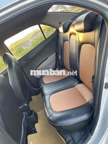 Hyundai Grand i10 2015 1.0 Base - 6886 km