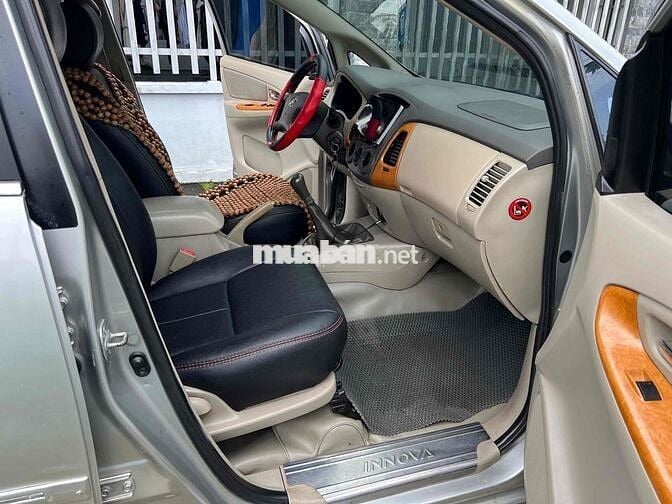 Toyota Innova 2009 đk 2010 zin không taxi
