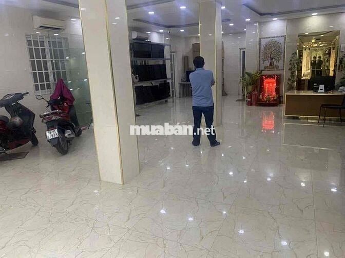 Cho thuê Toà nhà Quận 10 , 9x15m 1 trệt 5 lầu giá 85 Triệu