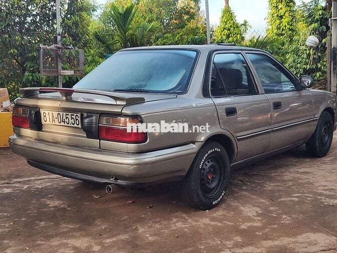 Toyota corolla 1.6 lạnh lẽo ok
