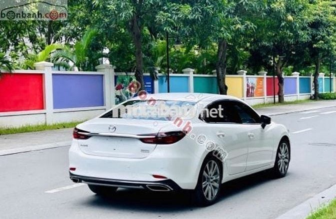 Mazda 6 Premium 2.0 AT 2024