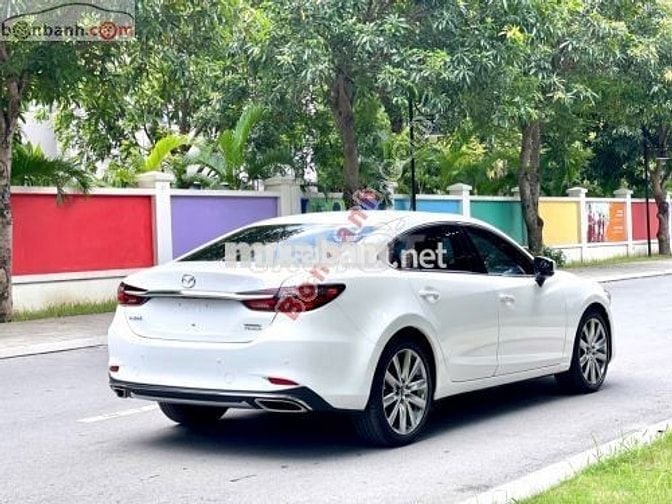 Mazda 6 Premium 2.0 AT 2024