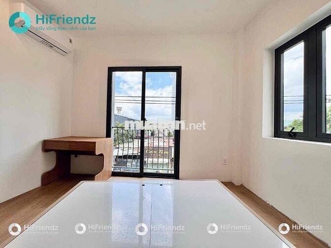 Studio Bancol, Ngay Hutech, GTVT, Ngoại Thương. Ở 3 Người Thoải Mái
