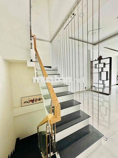 🏡 CHO THUÊ NHÀ NGUYÊN CĂN – FULL NỘI THẤT 📍 215/, Nguyễn Xí, P.26, Q.B