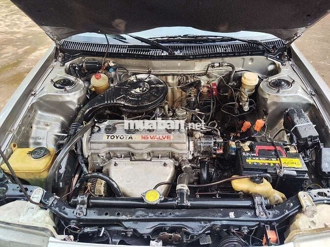Toyota corolla 1.6 lạnh lẽo ok