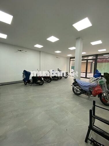 Cho thuê mặt bằng tầng 1- 70m2 Vạn Phúc, Hà Đông( có thương thảo)