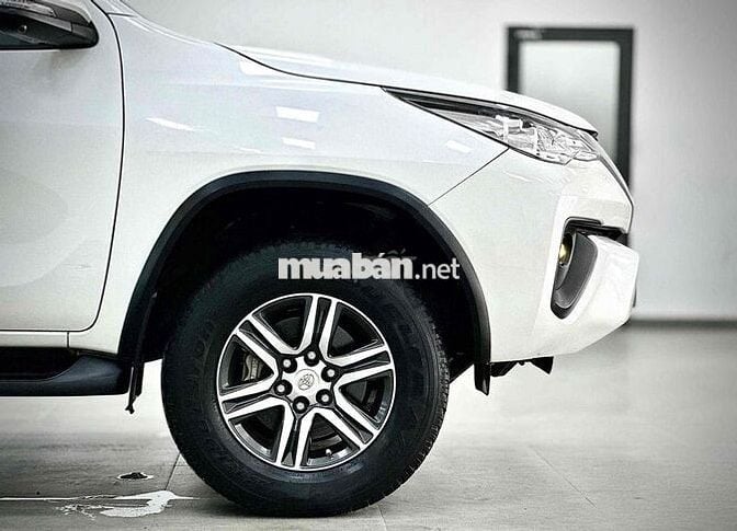 TOYOTA FORTUNER 2.4L DẦU 4x2 AT SIÊU ĐẸP