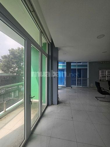 Cho thuê Mbkd 330m2 căn góc MẶT TIỀN Phố THỜI TRANG Nguyễn Trãi