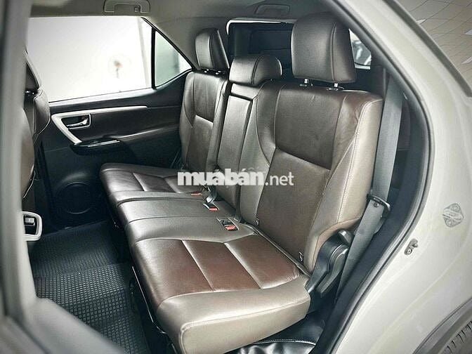 TOYOTA FORTUNER 2.4L DẦU 4x2 AT SIÊU ĐẸP