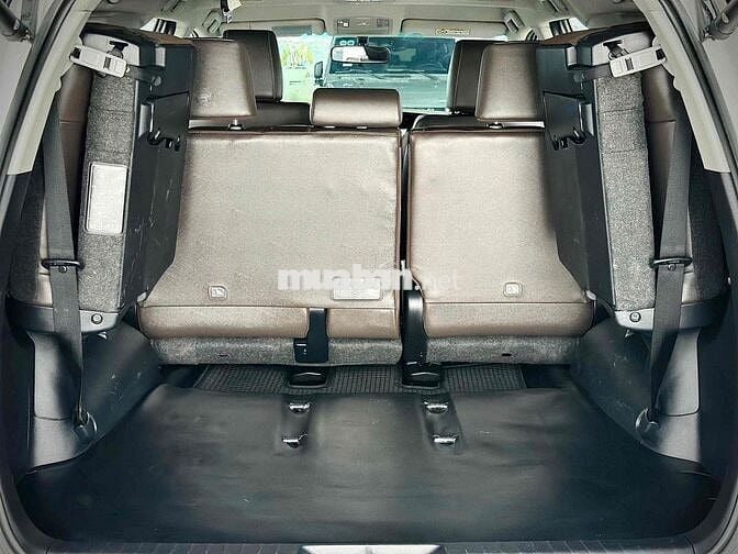 TOYOTA FORTUNER 2.4L DẦU 4x2 AT SIÊU ĐẸP
