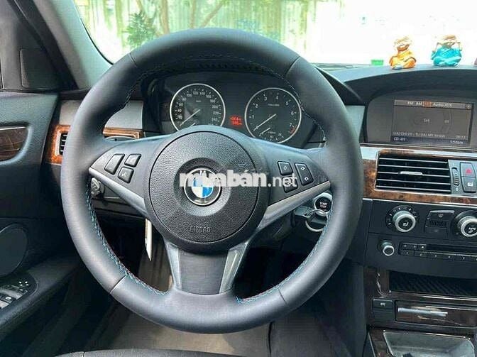 BMW 530i