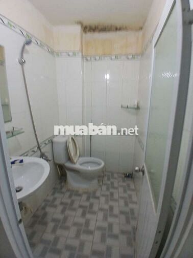 Cho thuê nhà 2pn 2wc Phan Chu Trinh p12 Bình Thạnh